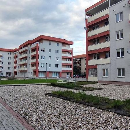 2 Izbovy Byt 60M2 V Centre Na Bakossovej, 24H Self Checkin Apartment Banska Bystrica Ngoại thất bức ảnh